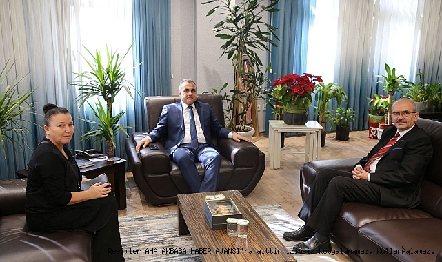 Kaymakam Mustafa Anteplioğlu'na başkan Mustafa Akbaba HAYIRLI OLSUN dedi.